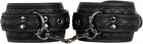 ae-eves-fetish-dreams-ankle-cuffs