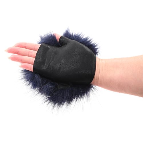 sportsheets-cougar-spiked-sensory-glove