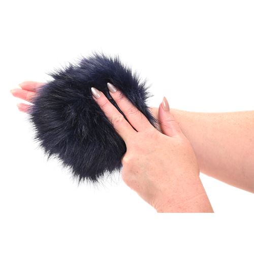 sportsheets-cougar-spiked-sensory-glove